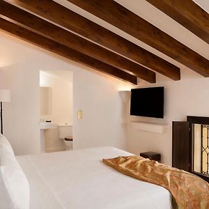 Habitación Doble Pequeña